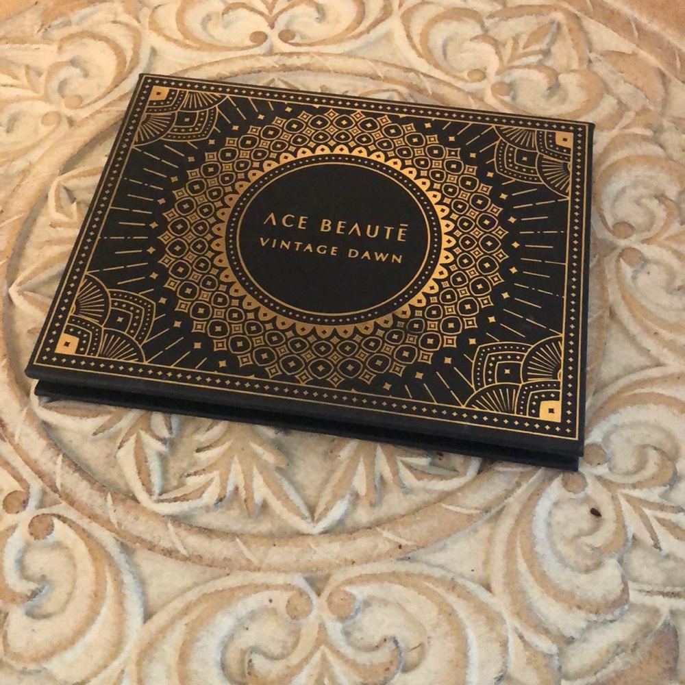 New unused Ace Beaute Vintage Dawn
